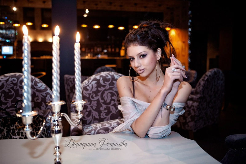 candles, hoop earrings, contemplation, beautiful woman, Ekaterina Fetisova, 1080P, portrait, young women, sitting, real people, waist up, front view, leisure activity