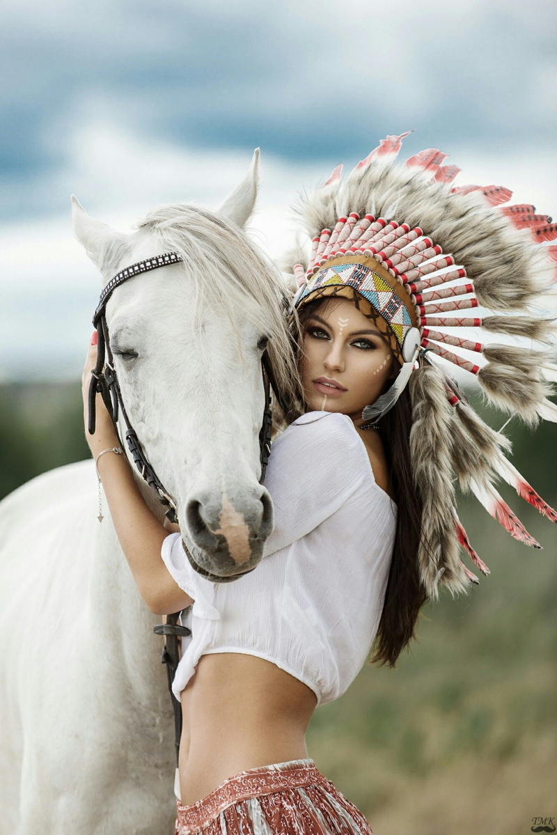 long hair, model, women outdoors, women with horse, animals, feathers, crop top, headband, Native American clothing, women, horse, brunette, portrait display
