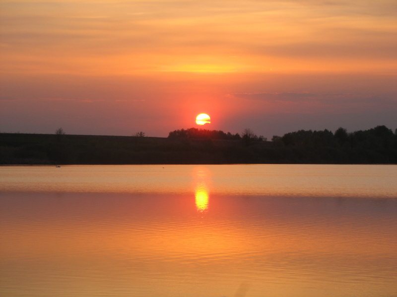 no people, scenics - nature, outdoors, waterfront, water, non-urban scene, lake, beauty in nature, silhouette, evening, silence, orange color, tranquil scene