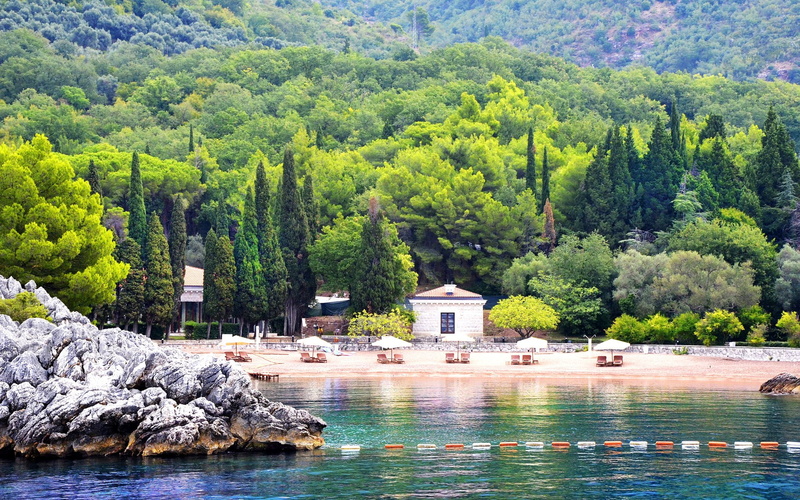 outdoors, green color, growth, waterfront, pc  in nature 1920x1200, nature, water, scenics - nature, land, pine tree, day, tree, building exterior, 1080P