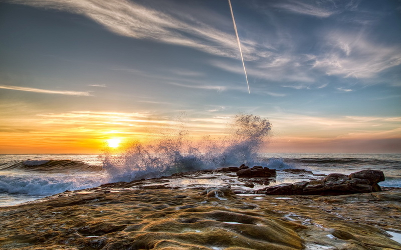 no people, horizon, sunset, water, wave, land, horizon over water, scenics - nature, beauty in nature, beach, power in nature, breaking, solid, splashing