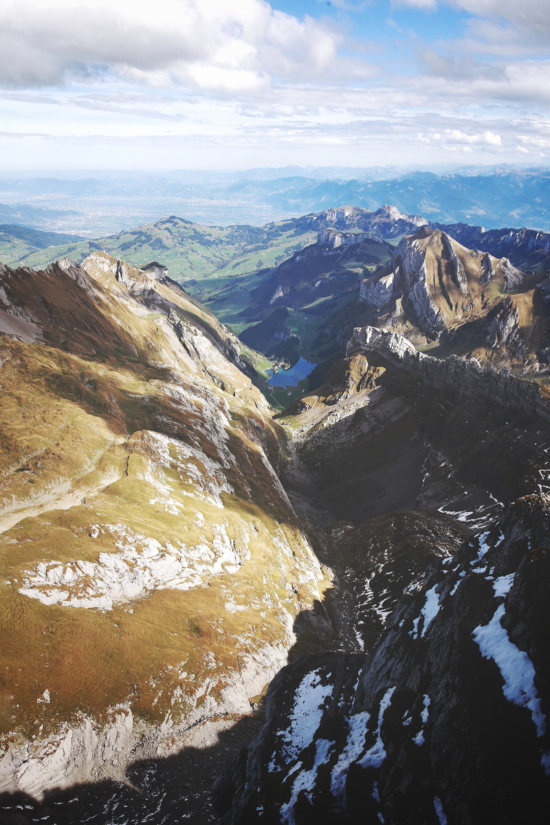 birds eye view, rocky mountains, no people, tranquil scene, view, cloud - sky, scenery, remote, mountains, eye, ridge, high