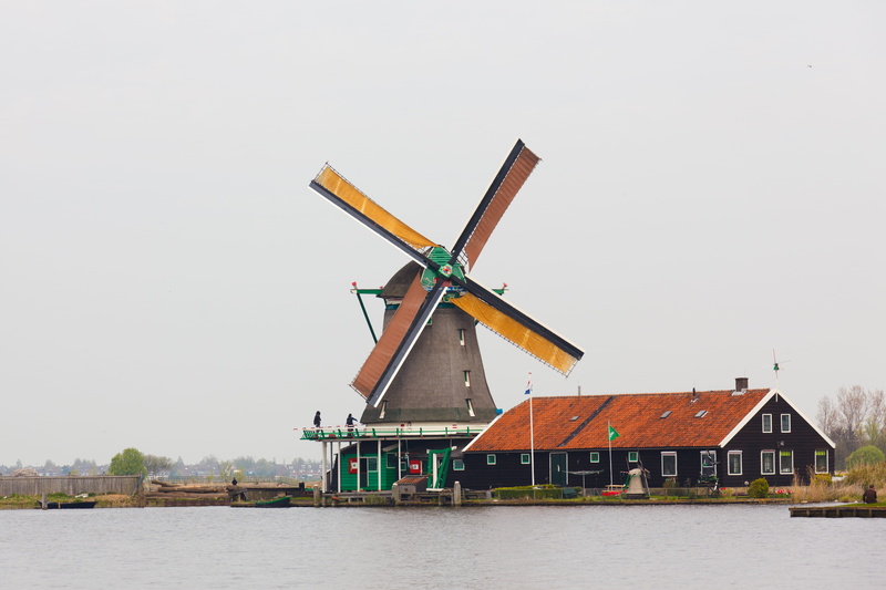 nature, 4K, landmark, Energy, sustainable resources, Architecture, renewable energy, environment, building, Building, clear sky, holland, outdoors, wind turbine