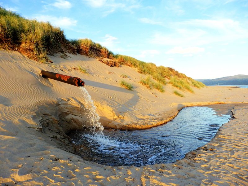 liquid, sandy, shore, land, cloud - sky, scenics - nature, leisure activity, real people, gush, 4K, shadow, eco, tranquil scene, beach, day, idyllic, sunlight