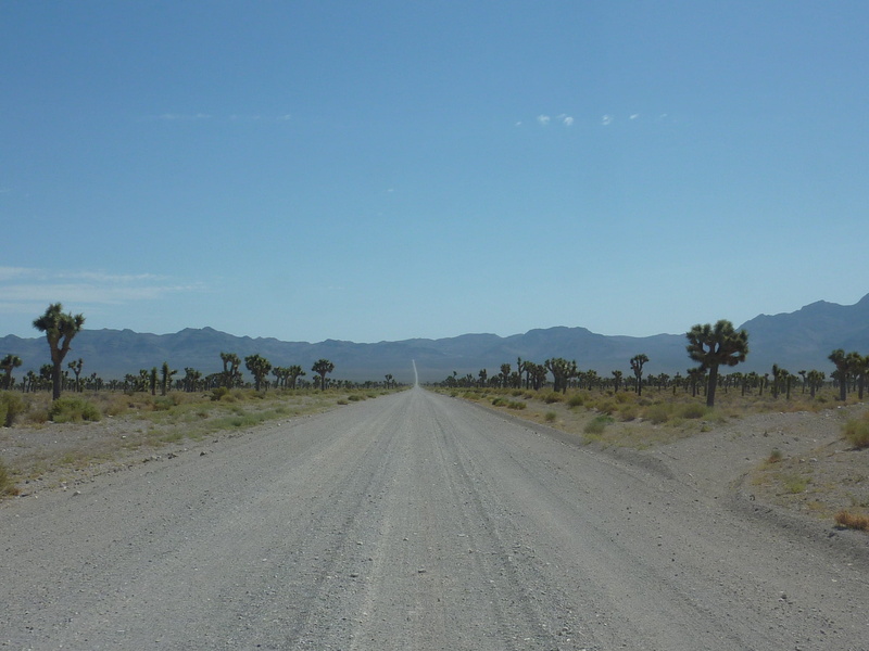 diminishing perspective, groom lake, wide, 2K, sky, Flat, Area 51, Nature, the way forward, Dust, no people, arid climate, transportation, road dust, beauty in nature