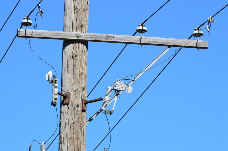 wood - material, complexity, gray, post, fuel and power generation, insulation, connection, pole, telephone line, voltage, day, technology, daytimne, tower