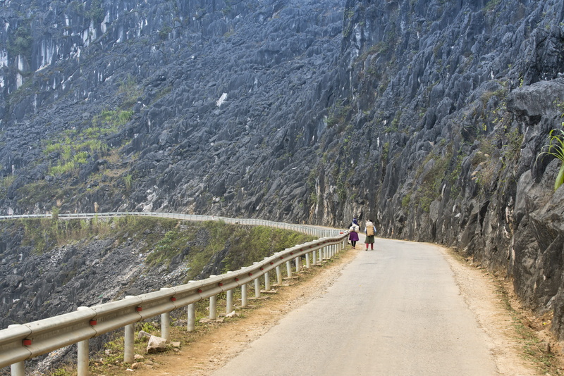 nice, adult, the hill, transportation, street, leisure activity, women, province, natural, scenic, mountain range, the landscape, direction, ha giang, road