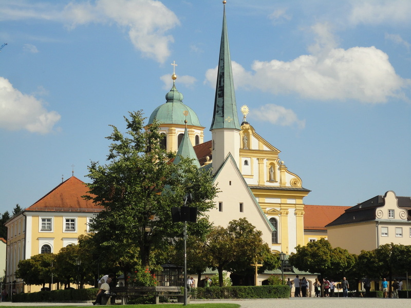 sky, building, holy mother of god, history, Chapel, pilgrim, belief, grace chapel, madonna, alt, nature, day, Grace, outdoors, city, architecture, spire