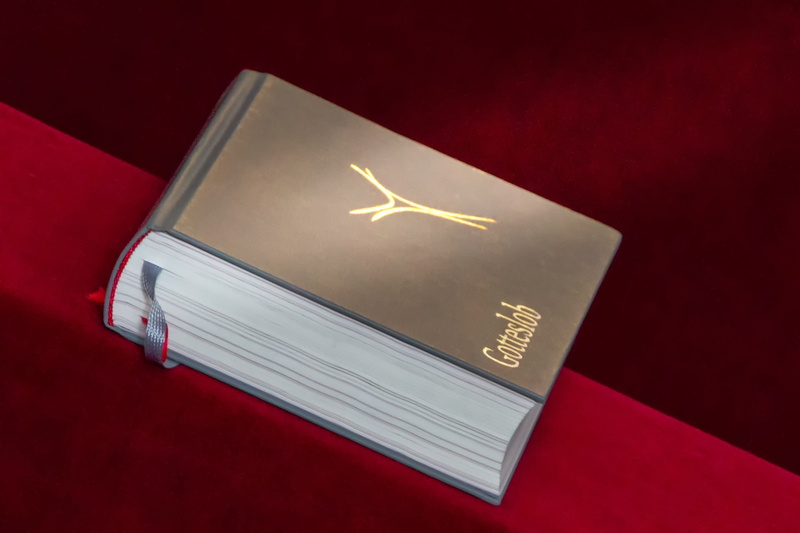 clock, catholic, christian literature, text, wisdom, leaves, publication, god, faith religious, bible, faith, praise to god, guidance, indoors, surface