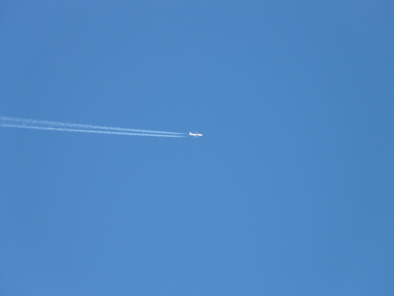 sky, aerobatics, Fly, cloud - sky, aerospace industry, nature, Contrail, blue, travel, speed, day, low angle view, outdoors, plane, Jet, high, mid-air