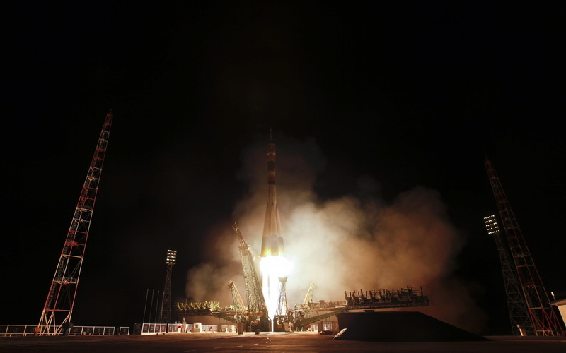 built structure, ENGINES, arts culture and entertainment, tall - high, TOWER, NIGHT, transportation, no people, building exterior, spacecraft, travel destinations