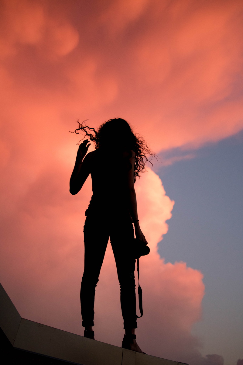 girl, one person, pink, real people, photograph, clouds, pose, female, standing, silhouette, 5K, leisure activity, photographer, full length, young women