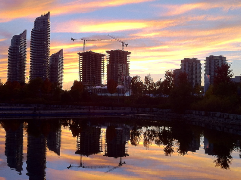 reflection, nature, humber bay, twilight, sky, 2K, lake, architecture, waterfront, city, Skyline, built structure, Buildings, Skyscraper, building, building exterior