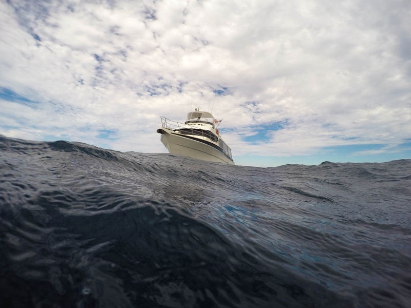 cloud - sky, luxury, yacht, beauty in nature, sailing ship, cruise ship, nautical vessel, body, boating, nautical equipment, 4K, sinking, white, cloud