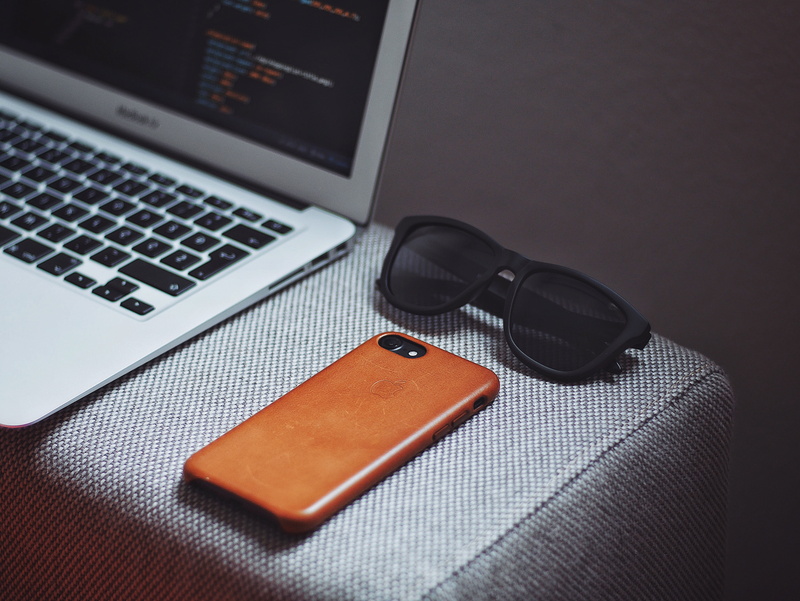 table, business, edc, indoors, keyboard, computer keyboard, furniture, chair, air, smartphone, near, leather, close-up, essential, computer, minimal, macbook