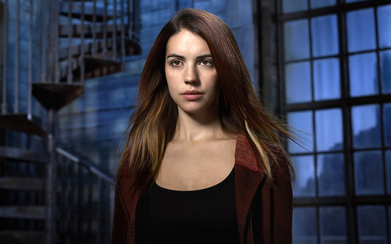 Adelaide, brown hair, headshot, Kane, beautiful woman, beauty, lifestyles, window, long hair, hair, 2K, one person, portrait, looking at camera, indoors