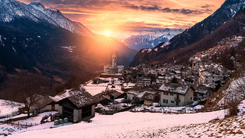 snowcapped mountain, beauty in nature, outdoors, eu, residential district, built structure, sky, swiss, landscape, townscape, soglio, mountain village
