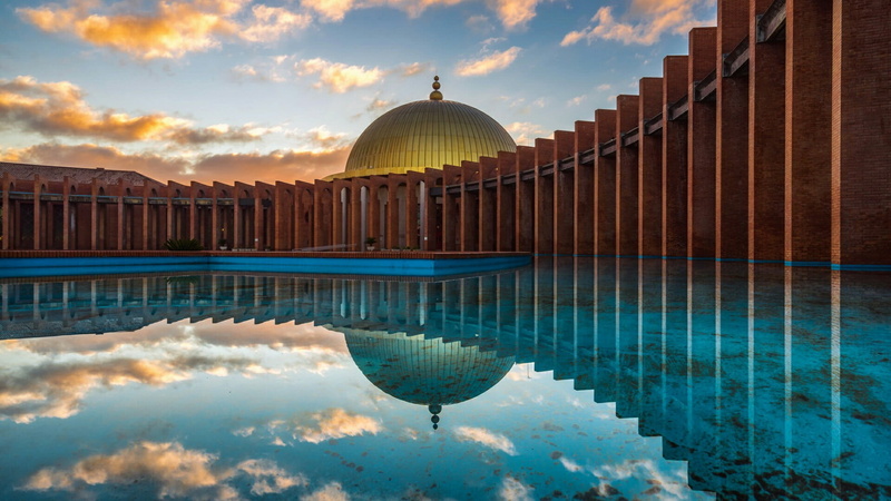 seville, daytime, fibes, calm, landmark, travel destinations, sky, spirituality, eu, city, 1080P, spain, symmetry, conference center, building exterior