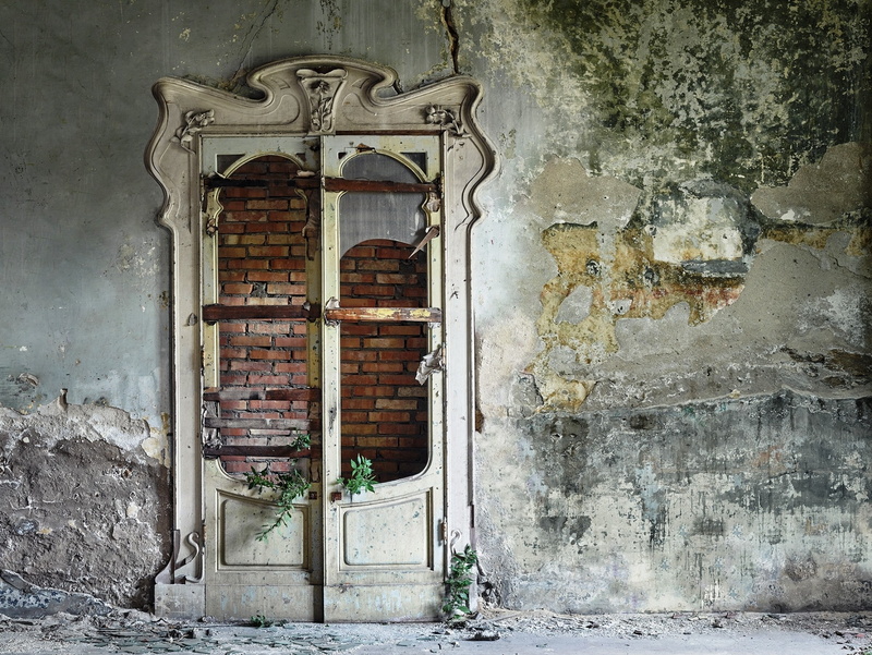 entrance, architecture, no people, 1080P, wall, door, deterioration, old, run-down, day, wall - building feature, built structure, brick, outdoors, building exterior
