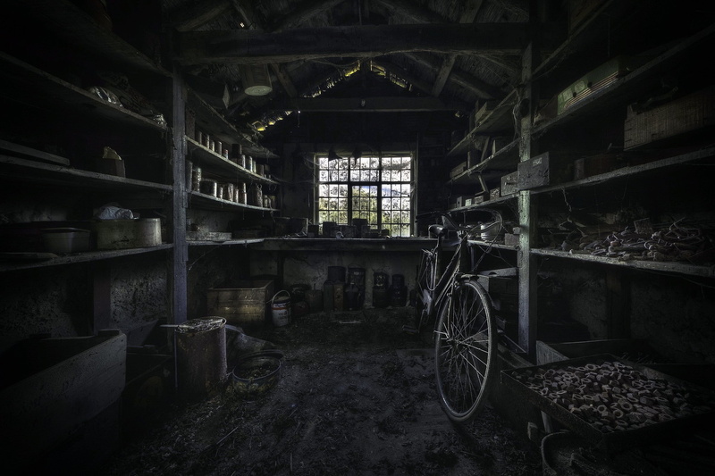 transportation, abandoned, wheel, built structure, weathered, bad condition, ceiling, obsolete, decline, old, building, domestic room, no people, run-down
