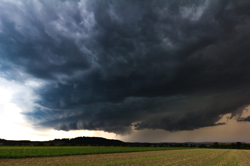 dramatic sky, overcast, thunderstorm, drama, forward, extreme weather, outdoors, storm cloud, scenics - nature, mood, natural disaster, no people, dramatic