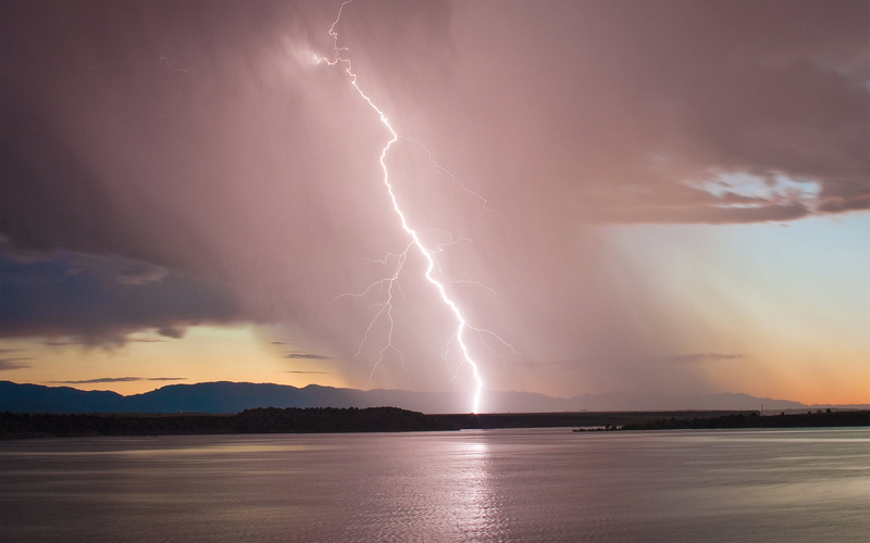 light - Natural Phenomenon, cloudscape, elements, sunlight, weather, storm cloud, environment, sea, colorado, cloud - Sky, extreme weather, thunderstorm