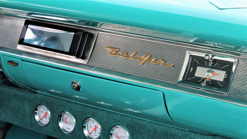 car clock, retro Styled, communication, transportation, outdoors, auto show, green color, land Vehicle, emblem, 1957, restoration, car interior, no people