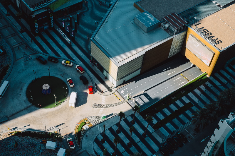 residential district, 5K, united arab emirates, sign, aerial view, land vehicle, building exterior, mode of transportation, shadow, travel, car, rotunda