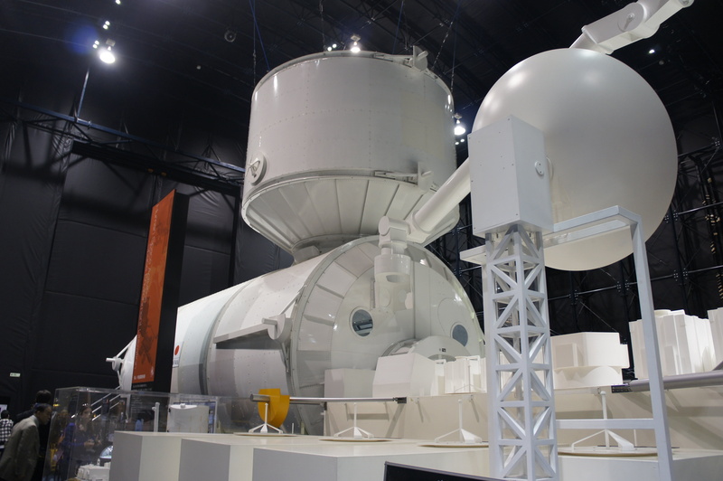 close-up, research, lighting equipment, transparent, industry, indoors, technology, factory, healthcare and medicine, spacecraft, glass - material, illuminated