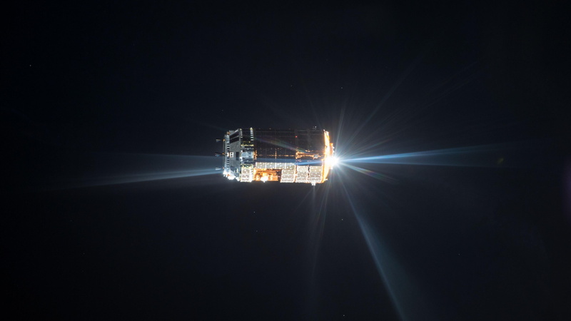 space, rocket, oil industry, jaxa, no people, light beam, exploration, bright, natural gas, kounotori 5, light - natural phenomenon, vehicle, illuminated