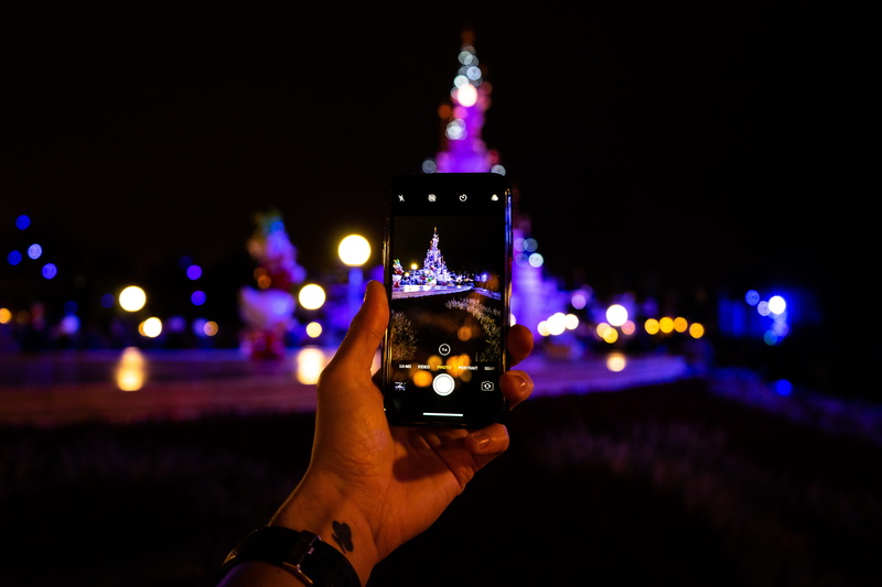 finger, building exterior, technology, communication, focus on foreground, disneyland paris, personal perspective, photography themes, wireless technology