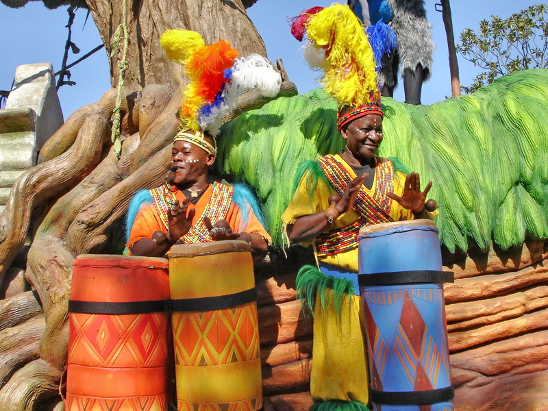 men, outdoors, statue, art and craft, parade, cultures, disney parade, paris, only men, day, Disneyland Paris, drums, leisure activity, indigenous Culture