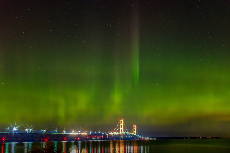 aurora borealis, beauty in nature, astronomy, star - space, sea, nighttime, metal, scenic, lights, 5K, northern lights, built structure, michigan, reflection