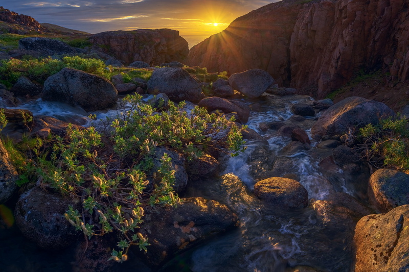 stones, Konstantin Voronov, 2K, Teriberka, sunset, landscape, The Kola Peninsula, vegetation, nature, mountains, the sun, rays, river