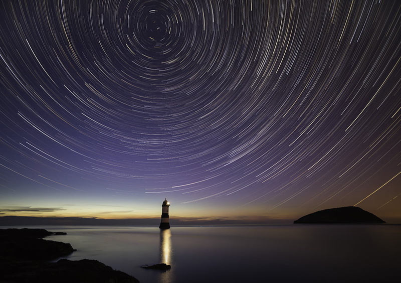 star, reflection, water, puffin island, night  sky, sea, Anglesey, north wales, astrophotography, body, Black Point, lighthouse, sunset, black and white