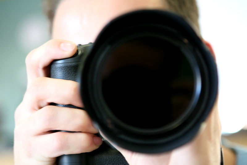professional, camera, selective focus, adult, beautiful woman, one person, photographing, lens, lens - optical instrument, human body part, activity, photographer