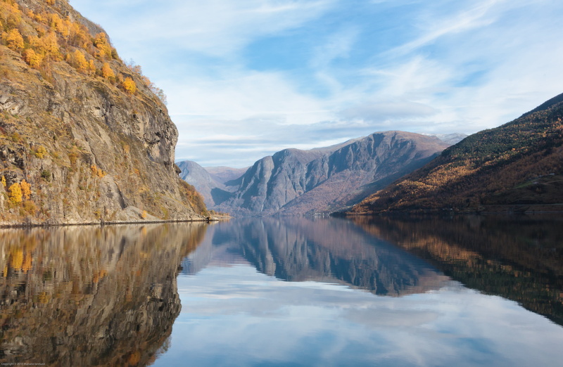 Fla, Ocean  blue, rock - Object, water, autumn, Mountain, Fall, Color, mountain Peak, reflection, beauty In Nature, scenics, photo, Fiord, blue, yellow