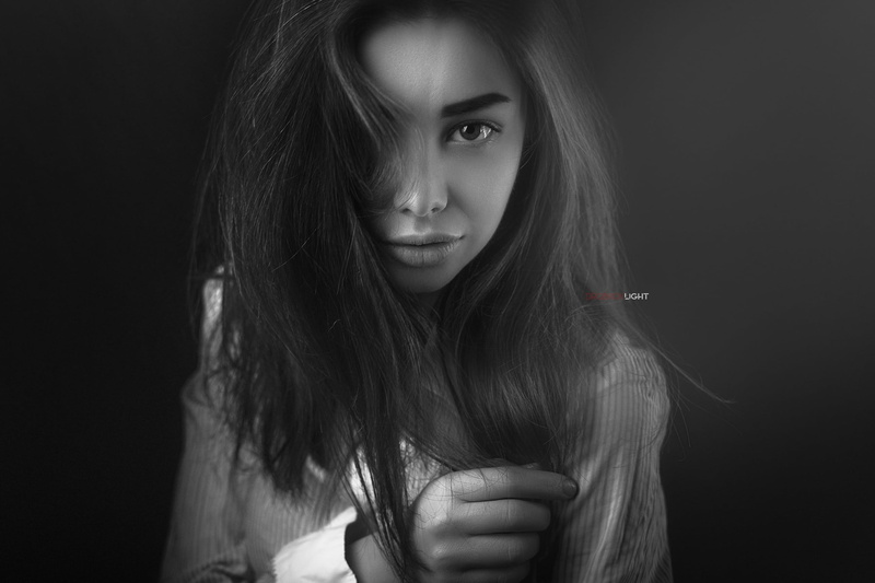 look, Alexander Drobkov-Light, Sue Tikhonova, 2K, Girl