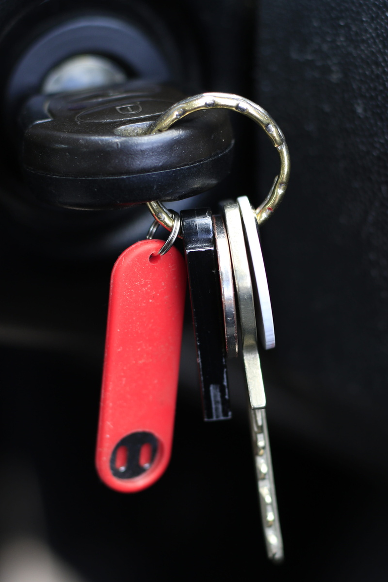 crime, keys, accessibility, metal, protection, no people, single object, lock, security, strength, 4K, close-up, steel, alloy, work tool, key ring, key