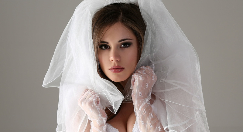 adult, sexy, event, newlywed, wedding, portrait, celebration, one person, 720P, models, veil, fashion, wedding dress, women, brunettes, babes, beauty