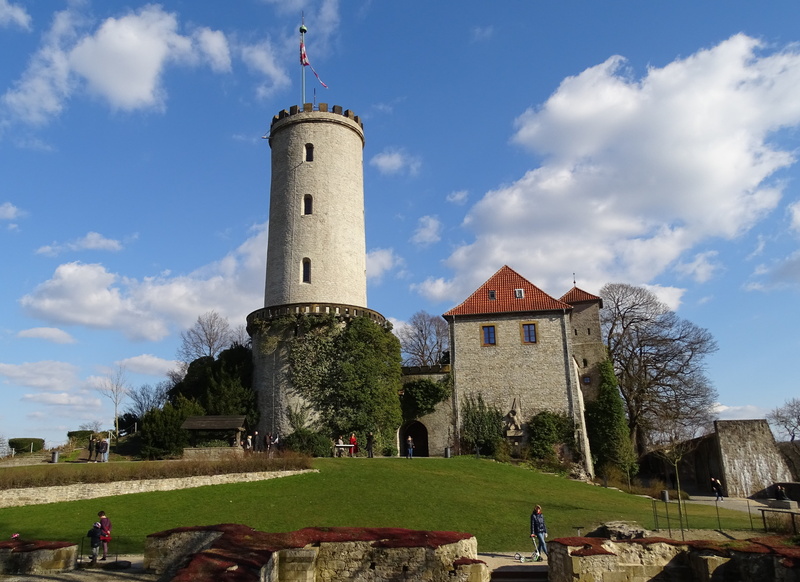 fort, places of interest, germany, place of worship, towers, outdoors, 4K, castle, travel destinations, cloud - sky, tourism, incidental people, religion
