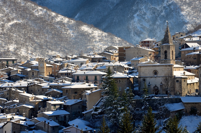 day, snowcapped mountain, architecture, building exterior, town, 4K, townscape, high angle view, snow, roof, outdoors, residential district, city, building
