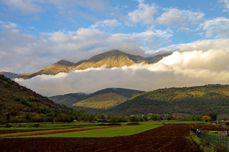 idyllic, mountain peak, scenics - nature, beauty in nature, cloud - sky, Mount Velino, environment, sky, no people, land, autumn, mountain range, fog, 2K