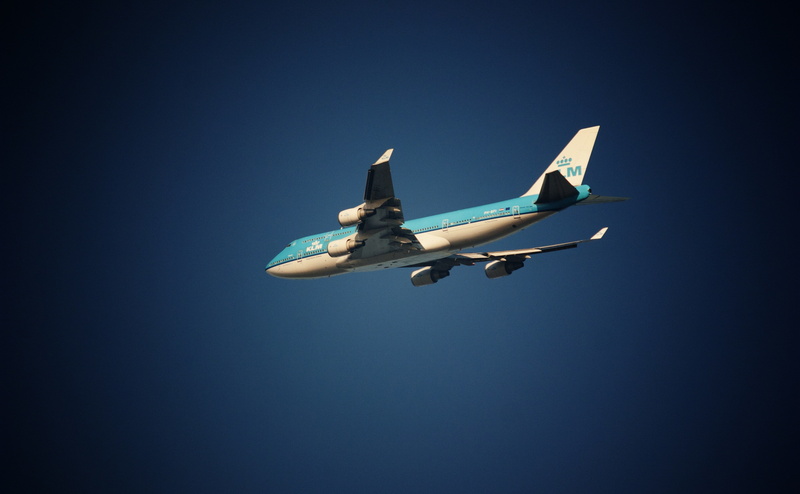 vliegen, mid-air, day, blue, low angle view, white, Airplane, transportation, aerospace industry, travel, air force, mode of transportation, Motors, plane