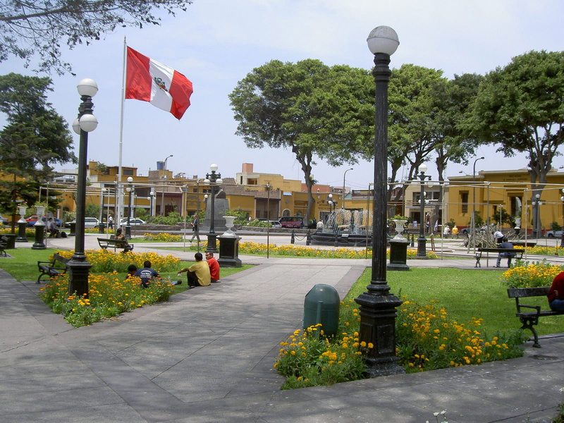 Peru, street, flag, day, built structure, pueblo, lima, patriotism, Pueblo Libre, photos, uSA, footpath, sunlight, no people, lighting equipment, street light