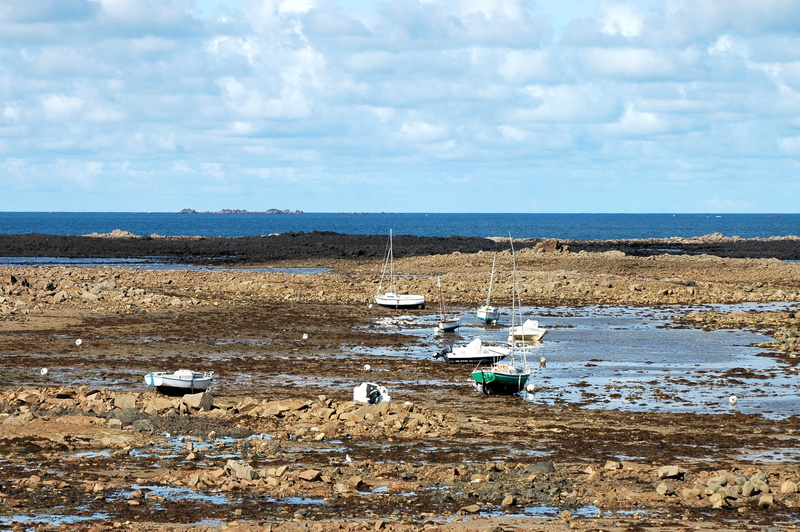 nature, beauty in nature, 2K, no people, coastal path, coast, outdoors, sea, horizon, sailing boat, beach, low tide, scenics - nature, holiday, water