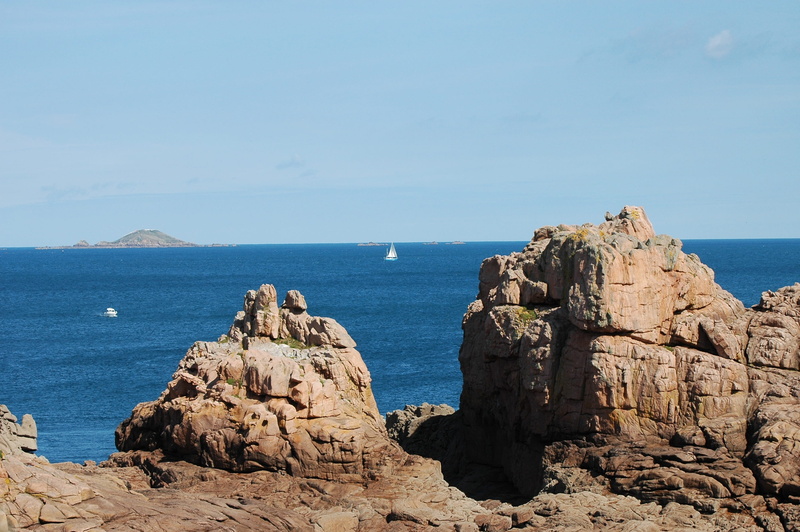 beach, horizon over water, sea, landscape, tranquility, tranquil scene, nature, blue, 2K, brittany, land, sky, sailing boat, rocky coast, booked, day