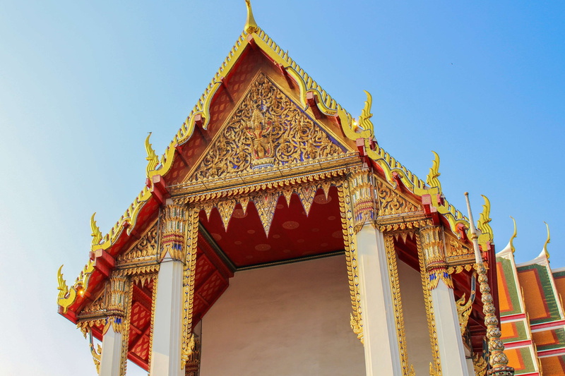 sky, buddha, gold, bangkok, famous, no people, architectural column, religion, culture, built structure, peaceful, big, golden, precious, ornate, religious