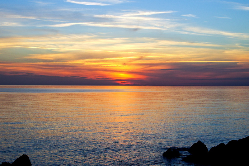 idyllic, land, calabria, red sky at night, sea, 2K, cloud - sky, horizon, sky, twilight, non-urban scene, horizon over water, tranquility, nature, noon