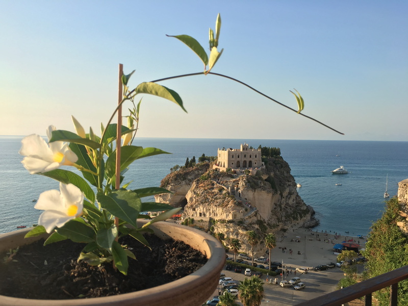 tropea, 4K, clear sky, calabria, no people, tranquility, water, flower, sky, tranquil scene, nature, italy, horizon, horizon over water, beauty in nature